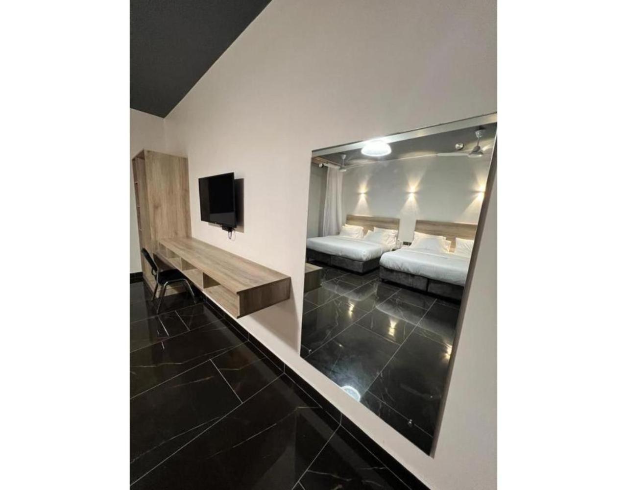 מומבסה The Ivory Suites מראה חיצוני תמונה